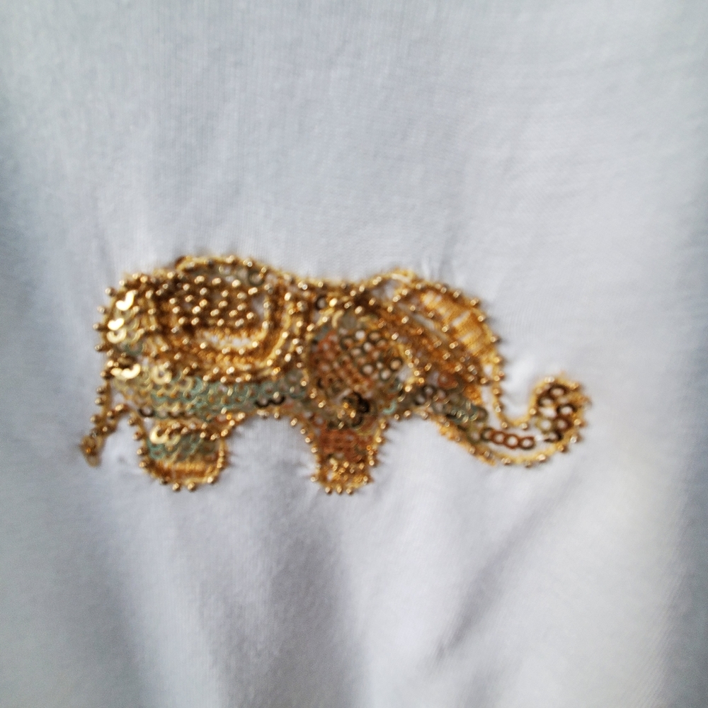 HAND BEADED WOMENS TEE - Picture 3 of 4